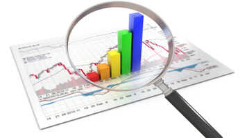 How to Become an Economist in India: Course, Skills, Career & Salary